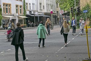 Gisbert:Fußgängerübergang_Leineweber_2025
