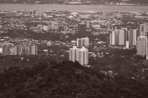 Blick auf eine Stadt weit weg (150mm, Jörg)