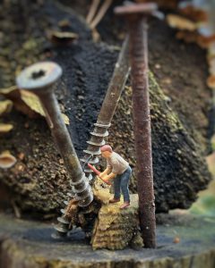 Malte - H0 Figur mit Schrauben