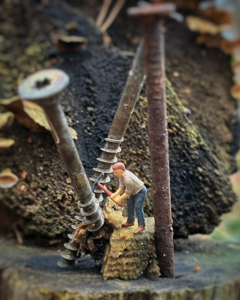 Malte - H0 Figur mit Schrauben